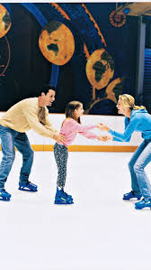 ice_skating_family